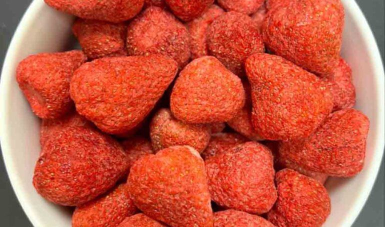 dâu tây sấy giòn - món ăn từ rau củ - phương pháp sống khỏe - Đặc Sản Đà Lạt - https://dalatfarm.net/