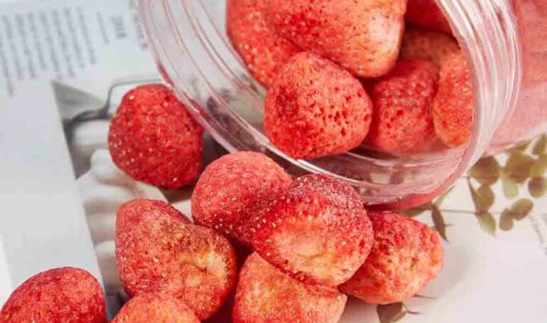 dâu tây sấy giòn Đà Lạt - món ăn từ rau củ - phương pháp sống khỏe - Đặc Sản Đà Lạt - https://dalatfarm.net/