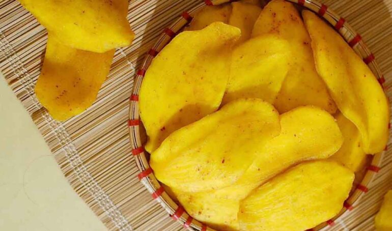 xoài sấy muối ớt 500g - món ăn từ rau củ - phương pháp sống khỏe - Đặc Sản Đà Lạt - https://dalatfarm.net/