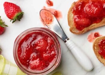 mứt dâu tây ăn liền - món ăn từ rau củ - phương pháp sống khỏe - Đặc Sản Đà Lạt - https://dalatfarm.net/