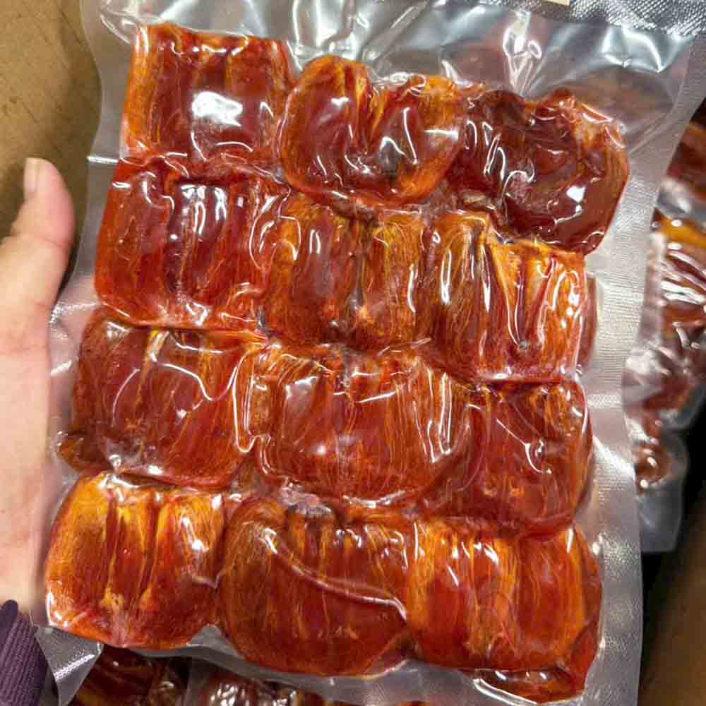 Hồng sấy dẻo Đà Lạt Dalat Farm đóng gói hút chân không
